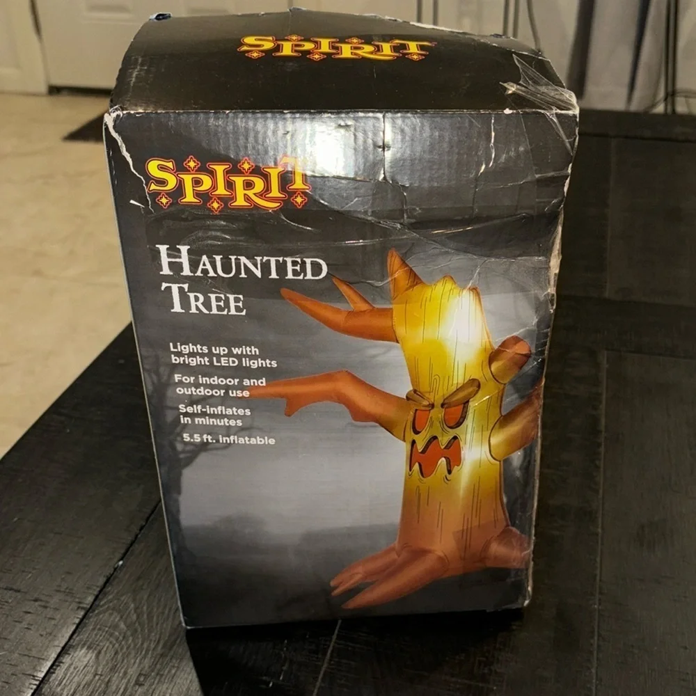 Spirit Halloween Outdoor Airblown Inflatable Creepy Haunted Tree​​​ Decoration​​
